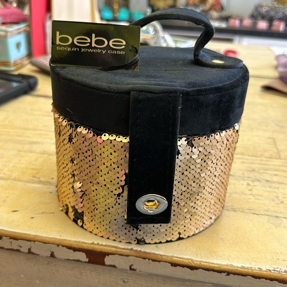 Bebe Brand Black and Gold Sequin Jewelry Case - Mirror & Compartments